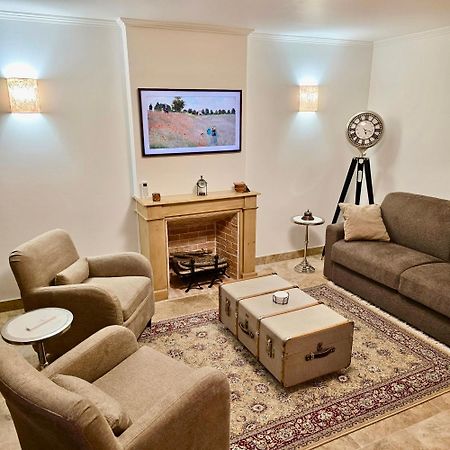 Le Cottage Maisonnette Dans Corps De Ferme Ollainville Eksteriør billede